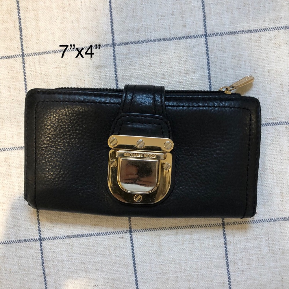 Michael Korres black leather wallet